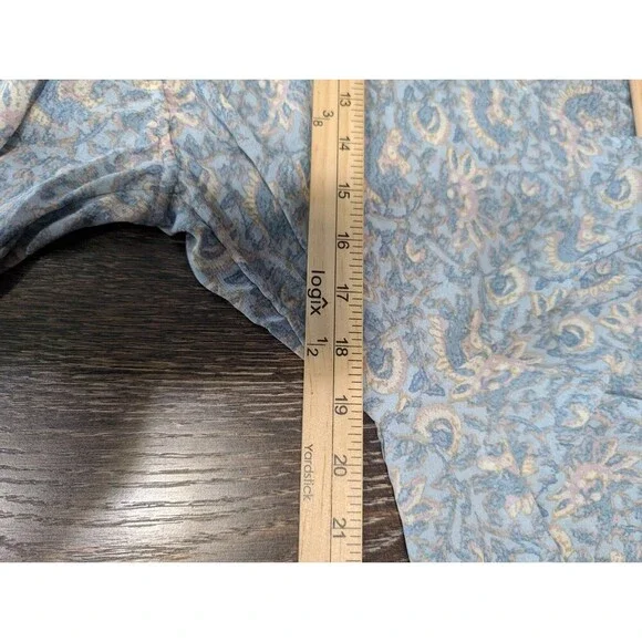 American Eagle Paisley Ruffle‎ Sheer Top - Size Medium - Picture 7 of 7